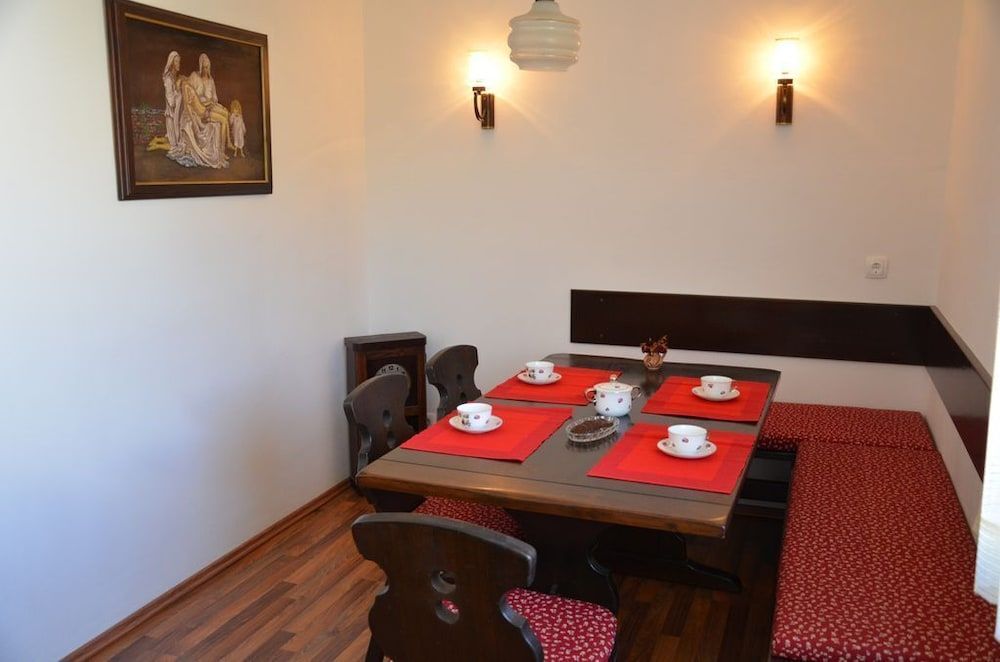 undefined Apartments Lenardic 6