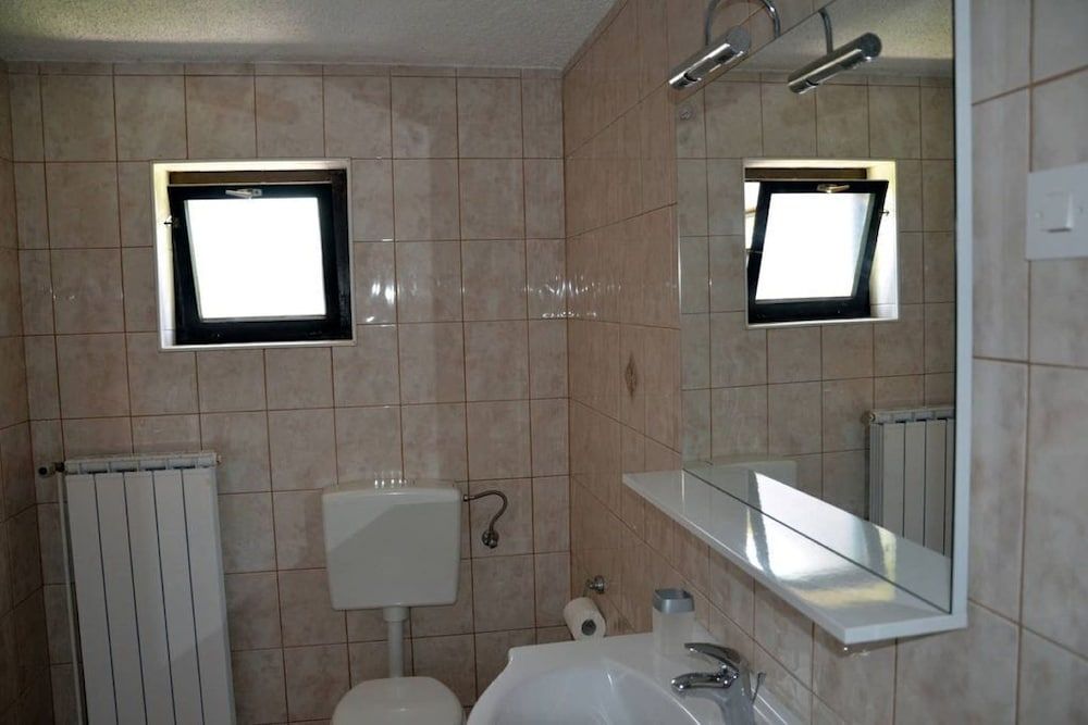 Apartments Lenardic Apartment, Ground Floor 8