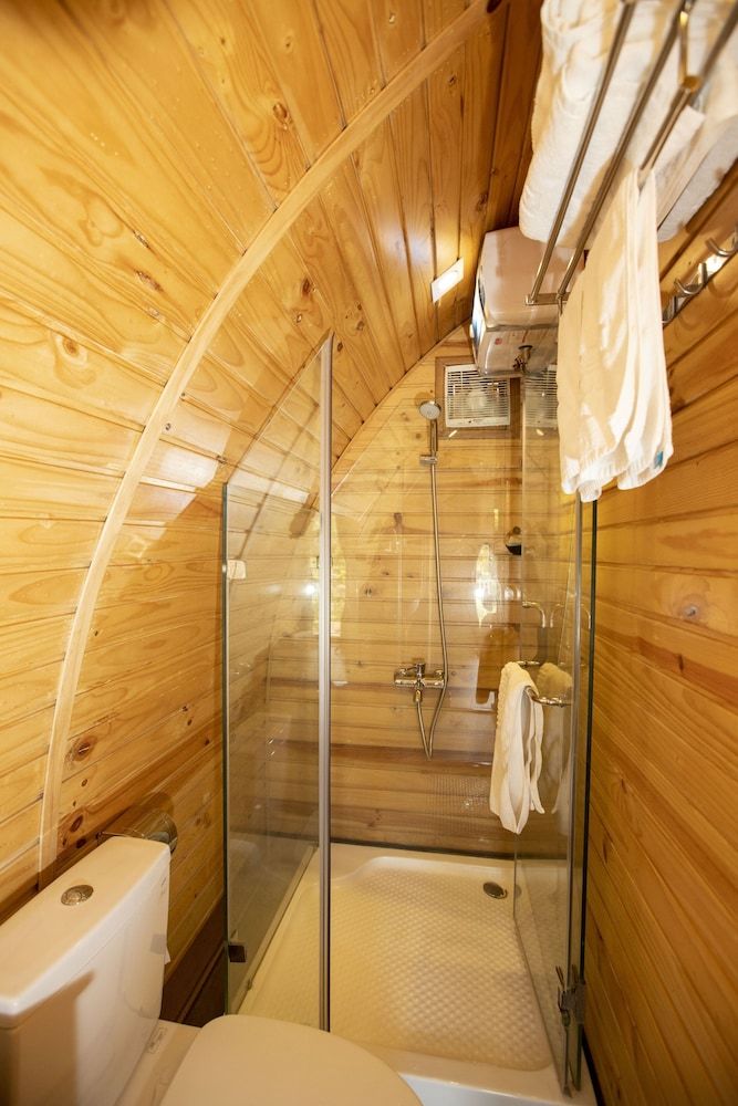 Doan Gia Resort Phong Nha Superior Bungalow 7