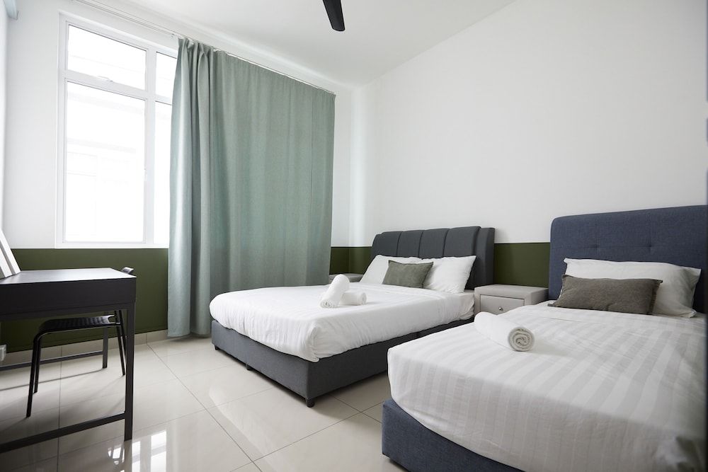 Garden Triple Room