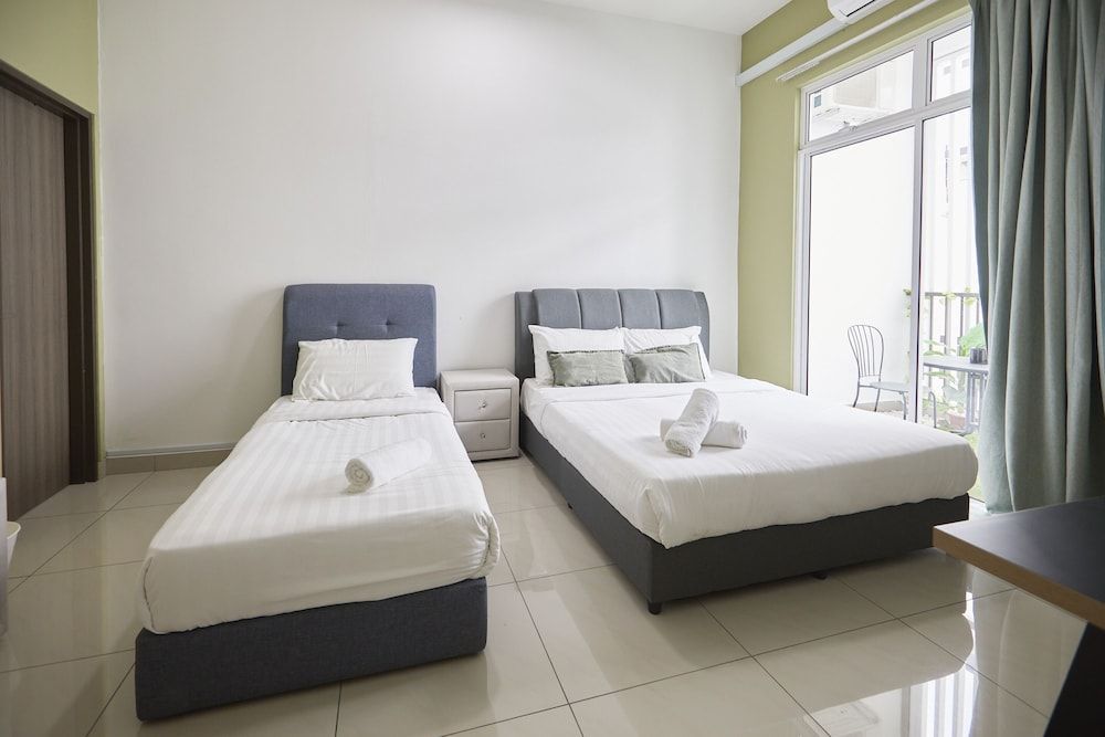 Garden Triple Room