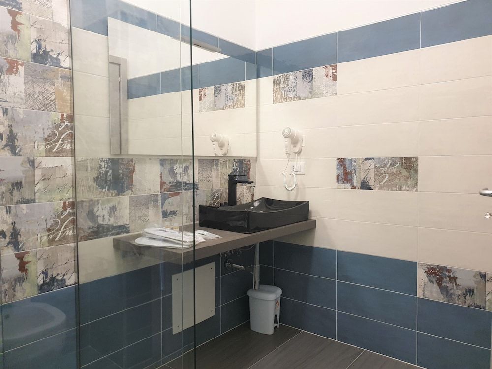 Pomodoro Bed Superior Triple Room, 1 Bedroom, Balcony, Tower 4