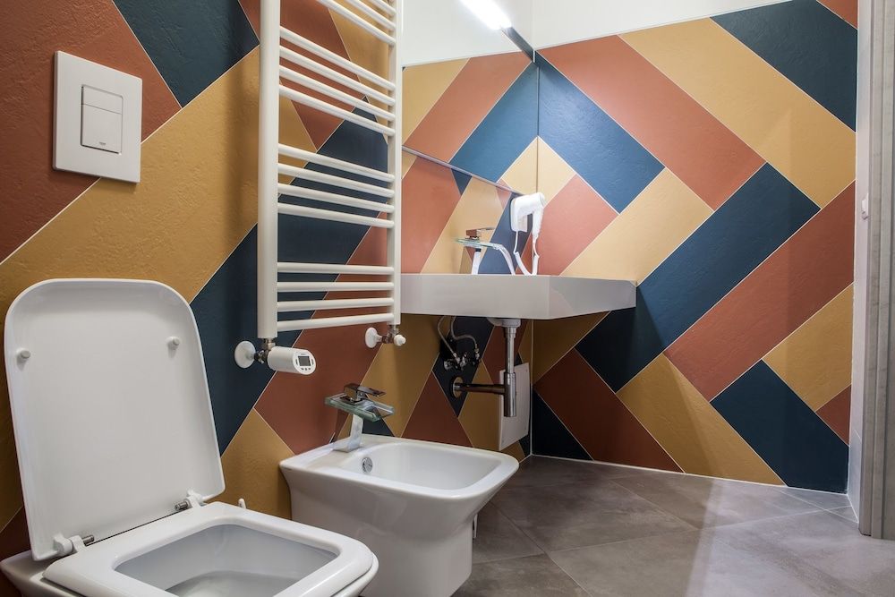 Pomodoro Bed Superior Double Room, 1 King Bed, Ensuite, Tower 13