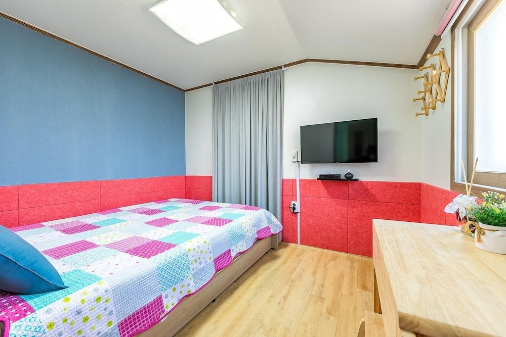 Namhae Gagopa Pension House (Jinju) 5