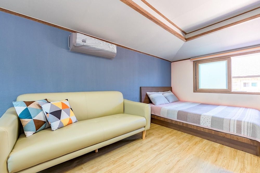 Namhae Gagopa Pension Double Room, 1 Bedroom (Sora) 2