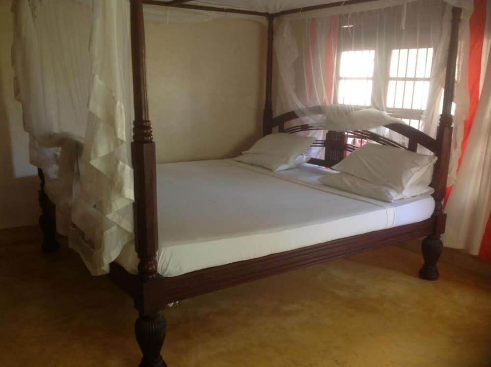 Jannataan Hotel Single Room 4