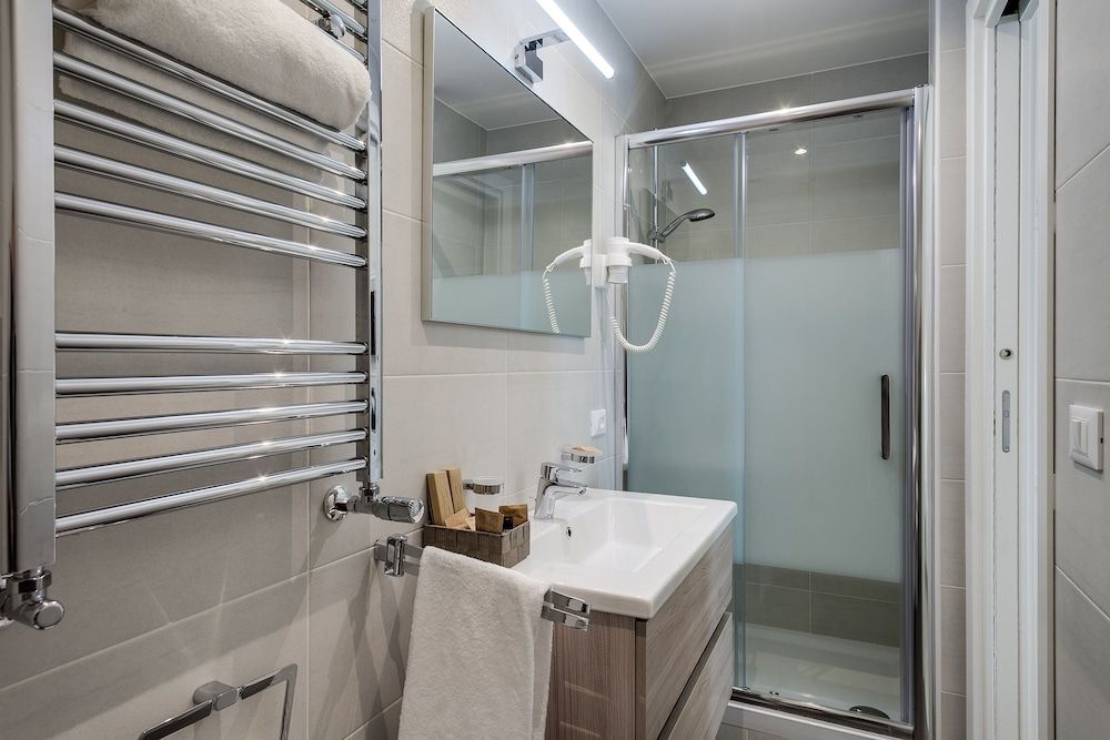 Charme & Chic Luxury Superior Room 6