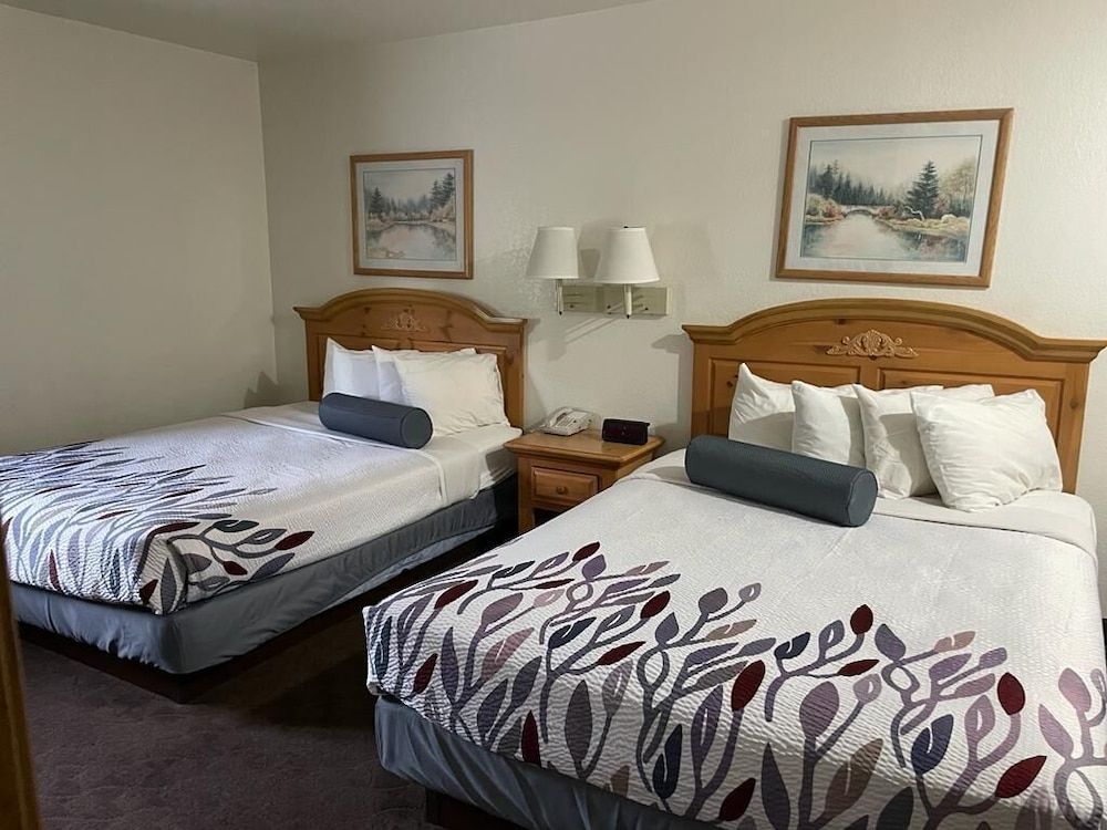 Deluxe Room, 2 Double Beds, Non Smoking