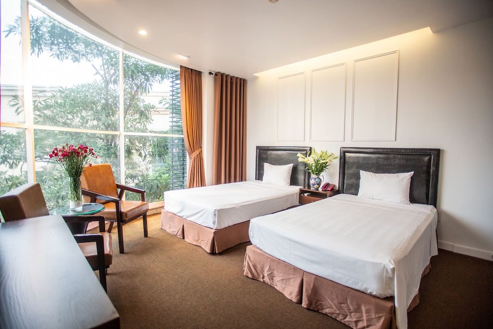 undefined Dinh Hotel 3