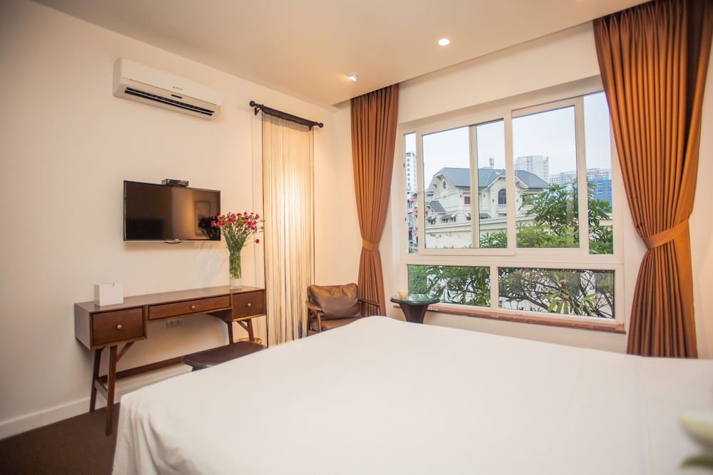 undefined Dinh Hotel 6