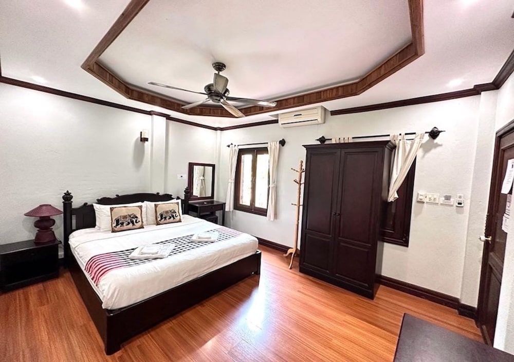 Y Not Lao Villa Deluxe Double Room, 1 King Bed 6