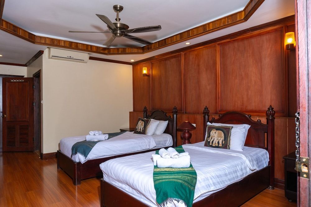 Y Not Lao Villa Deluxe Twin Room 2