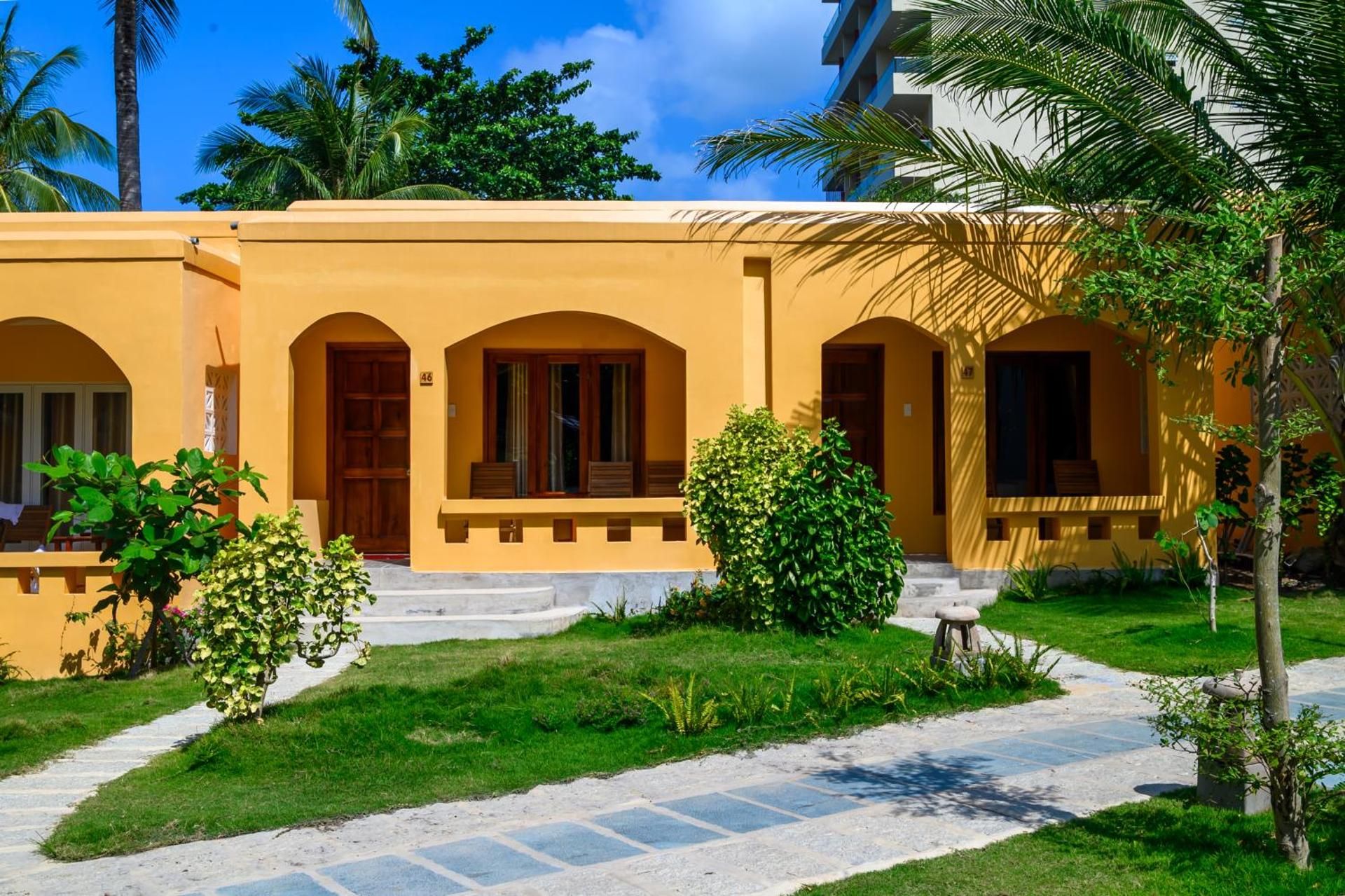 undefined Vida Loca Resort & Sunset Beach 8