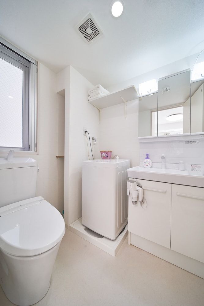 Osaka Dome Room (302) 5