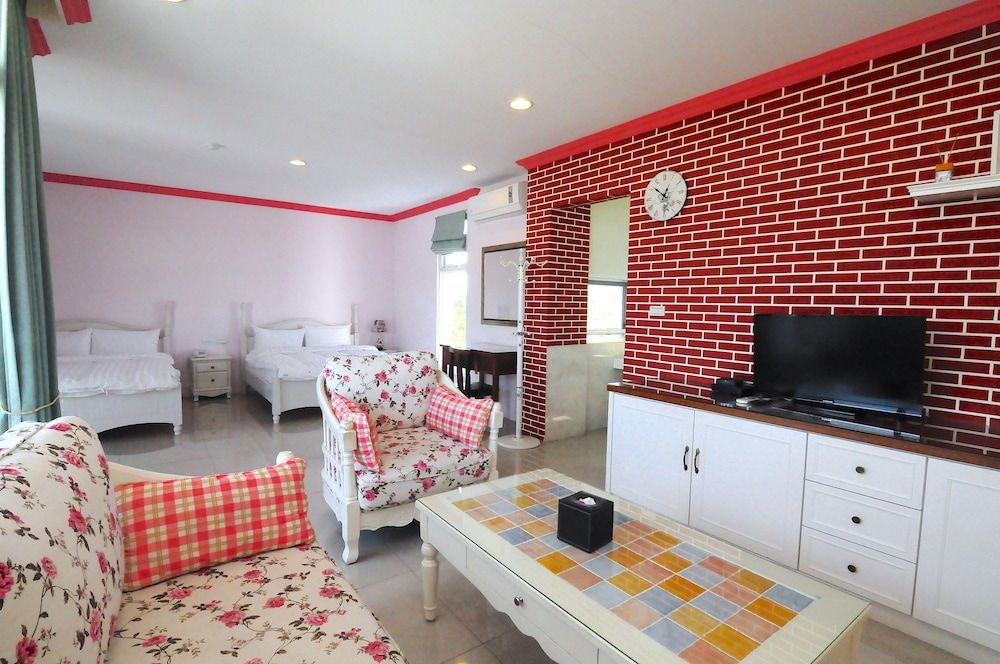 Star Sea B&B Deluxe Quad Room with Sea View , Balcony 2