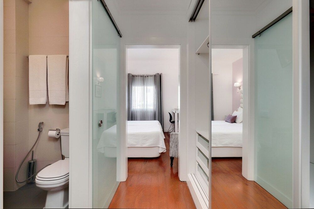 Vila São Vicente - Adults Only Twin Room, Street View (either basement or ground floor)