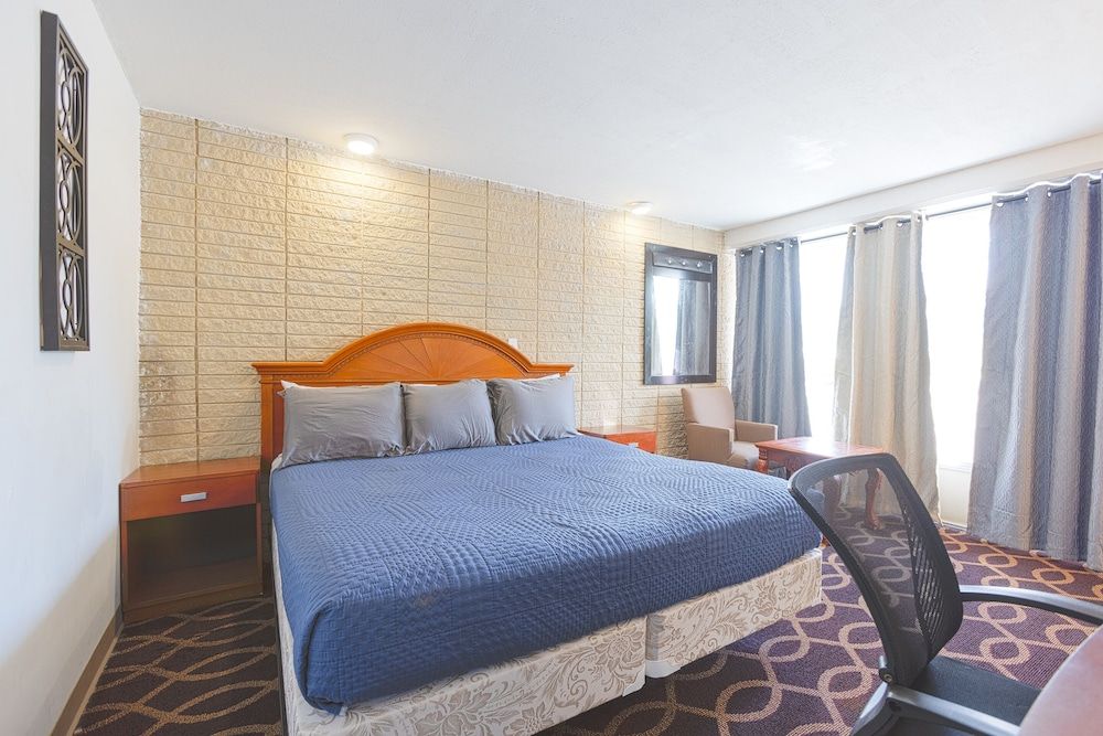 Sonrise Inn Lincoln Hwy By OYO Room, 1 King Bed, Non Smoking 6