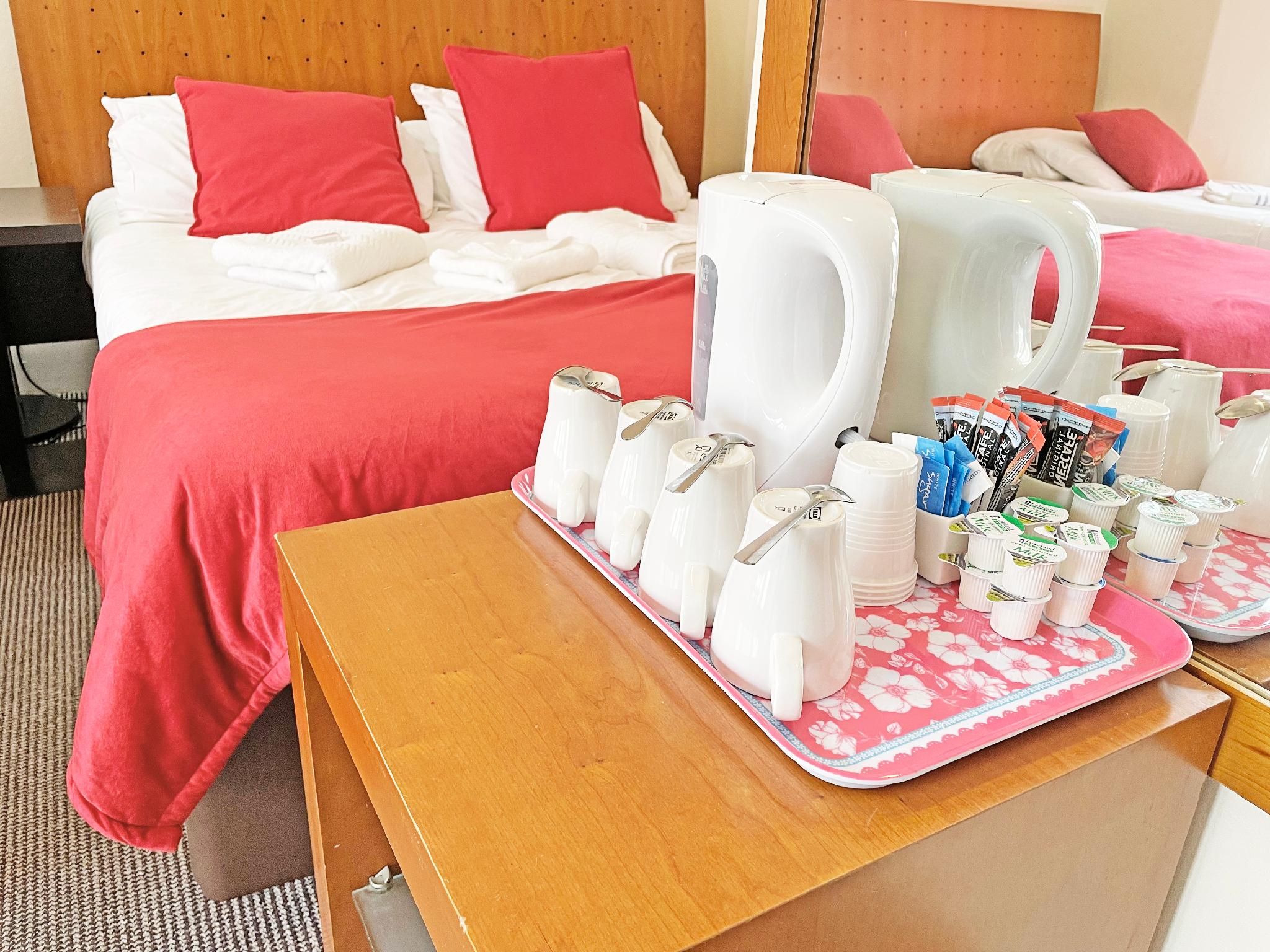 undefined Las Palmas Hotel by the Sea 3