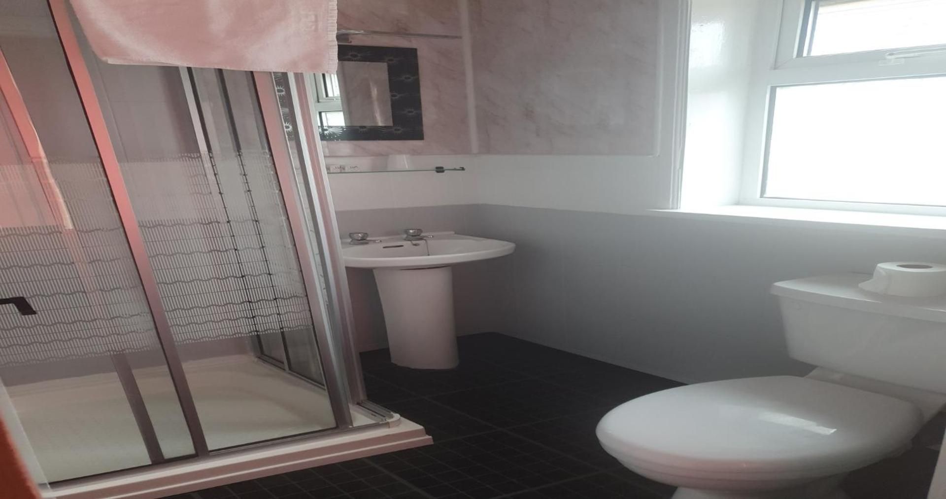 Triple Room with Shower