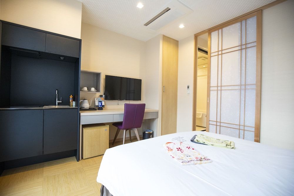 undefined Sola Hotel 3