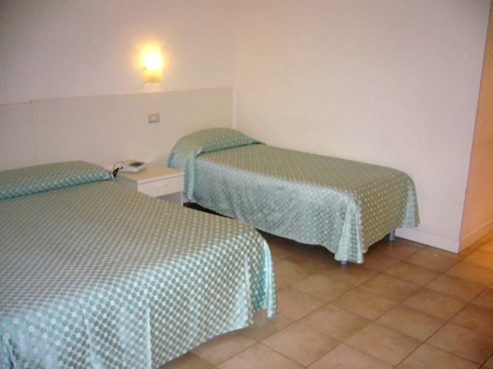 Lieta Sosta Triple Room 2