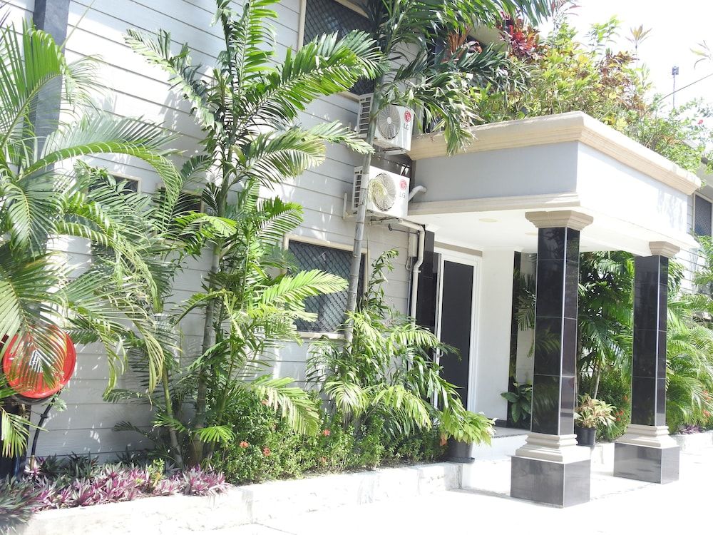 undefined Renaissance LodgePlus 3