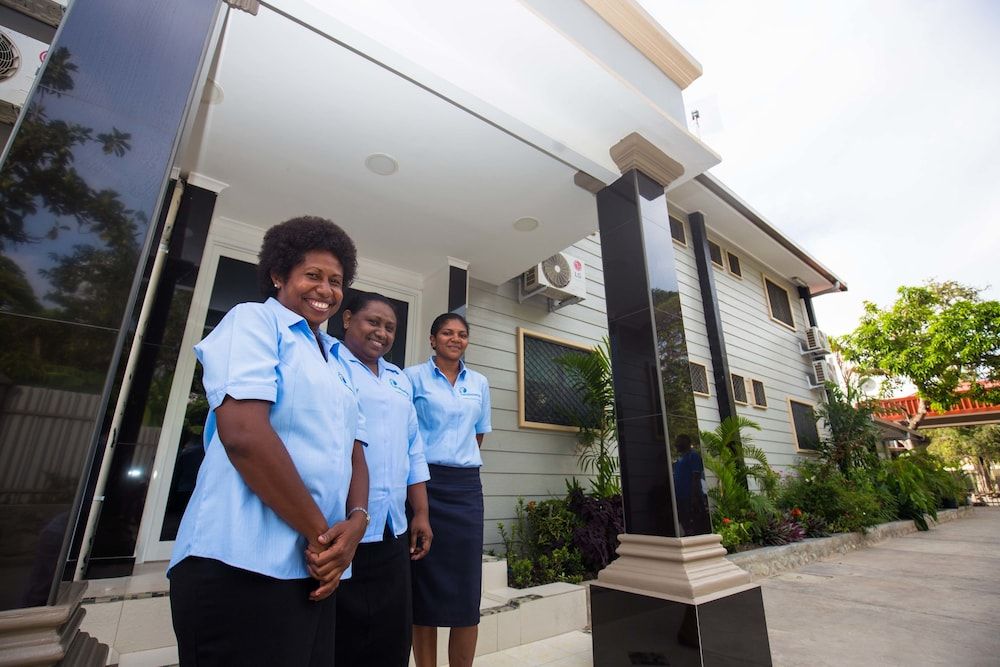 undefined Renaissance LodgePlus 8