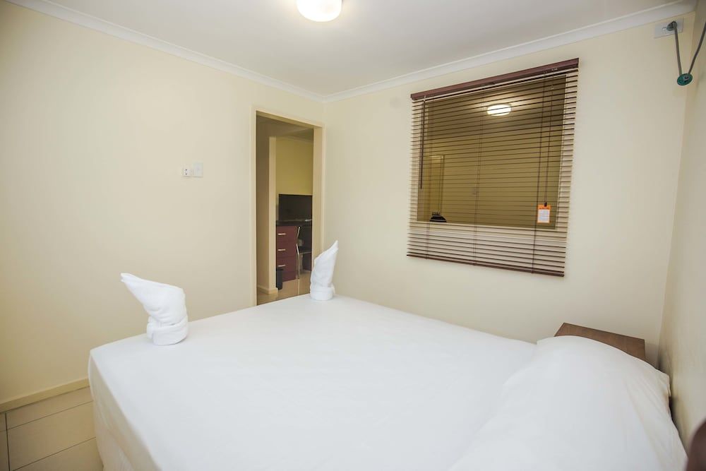 undefined Renaissance LodgePlus 2