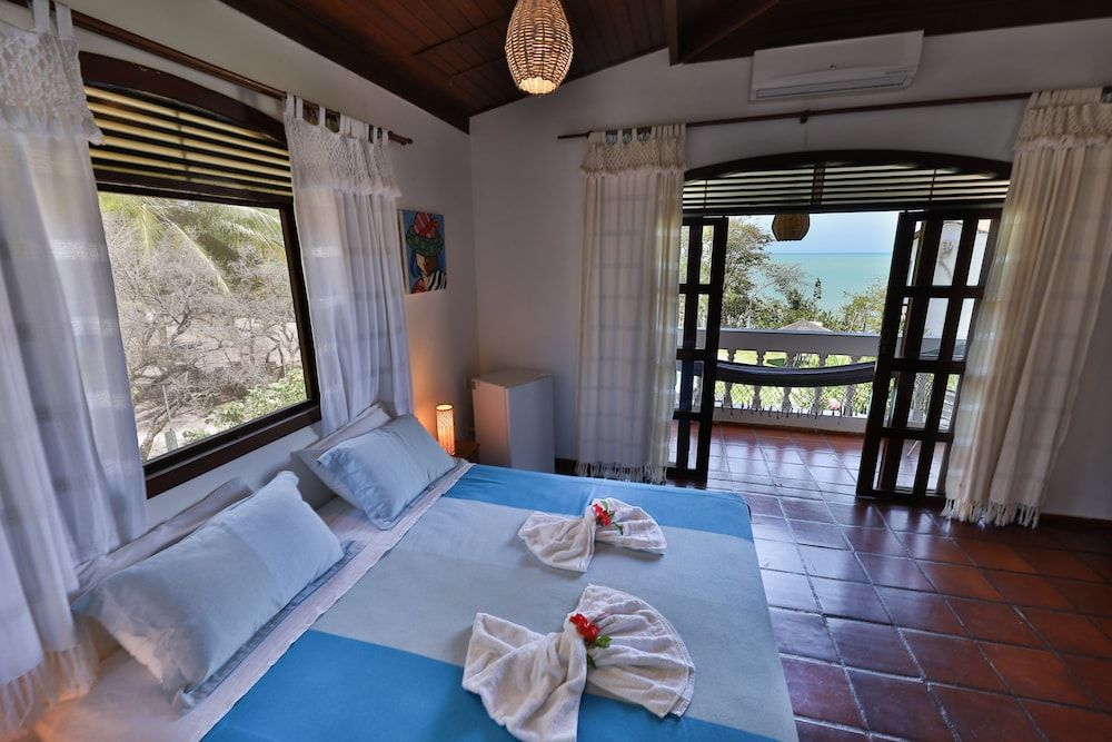 Deluxe Double or Twin Room, Partial Sea View