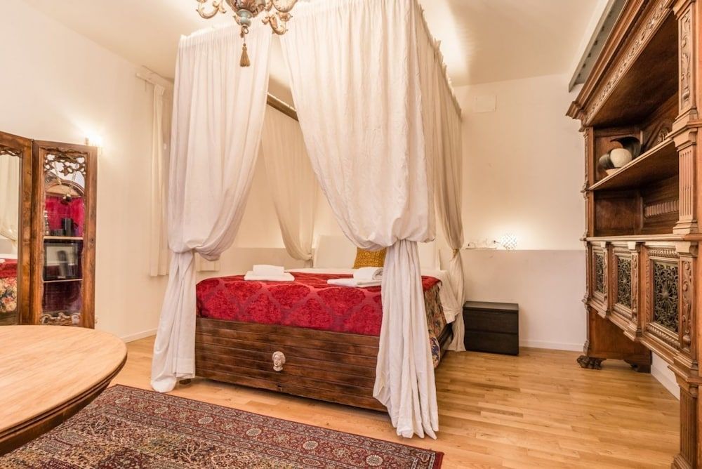 Palazzo Da Ponte Suite (01) 16