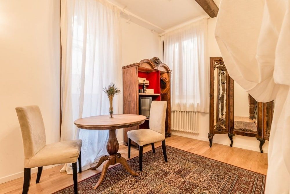 Palazzo Da Ponte Suite (01) 21