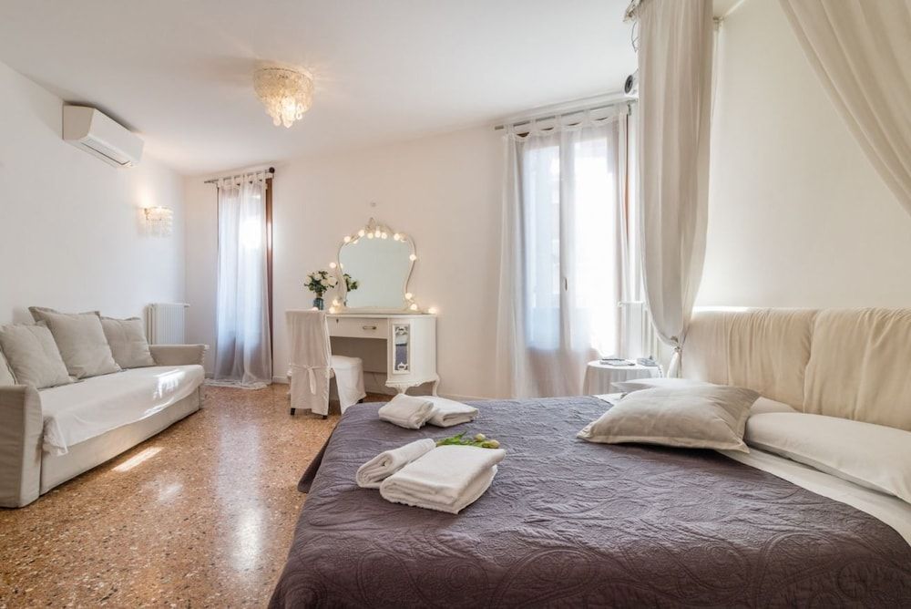 Palazzo Da Ponte Suite (04) 6