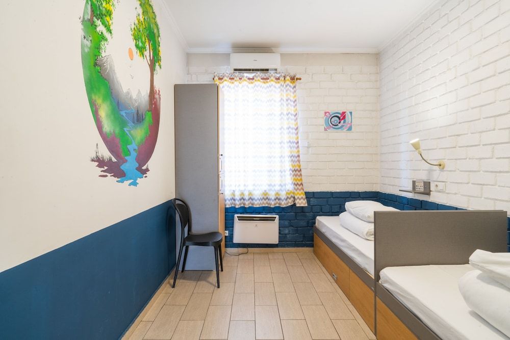 Standard Twin Room, Shared Bathroom