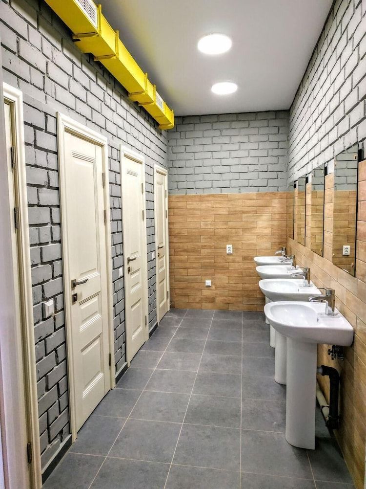 Shared Dormitory, Multiple Beds