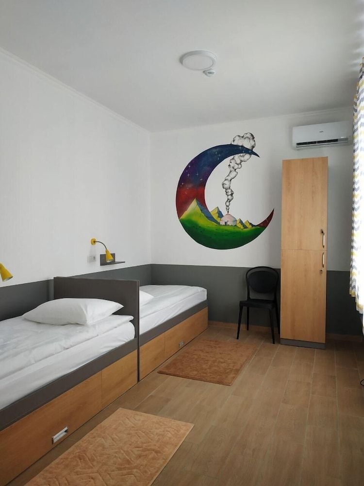 Standard Twin Room, Shared Bathroom