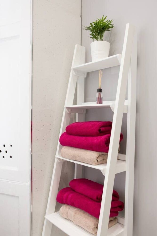 Stunning 2-bed Apartment in Central Edinburgh Apartment 17