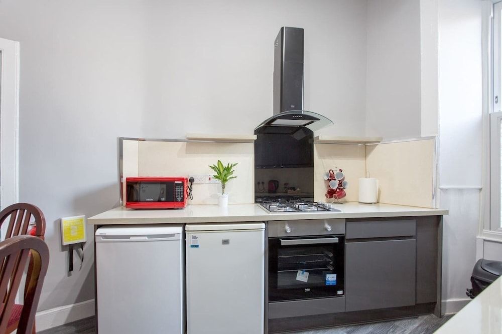 Stunning 2-bed Apartment in Central Edinburgh Apartment 28