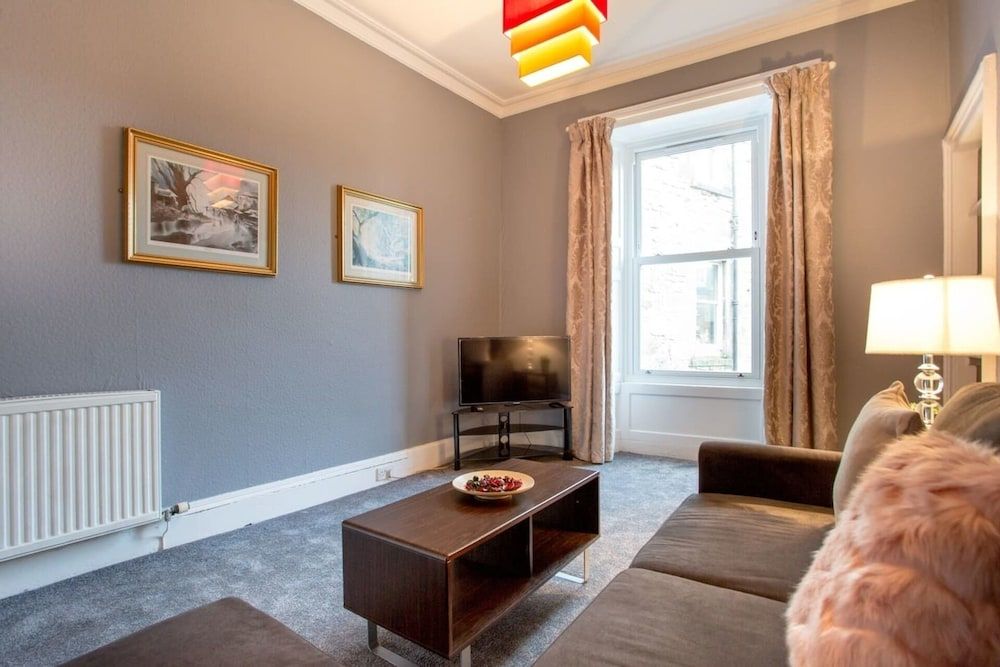 Stunning 2-bed Apartment in Central Edinburgh Apartment 34
