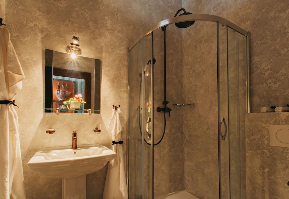 Divná Pani Luxury Gallery Rooms Galeria Pop Art 6