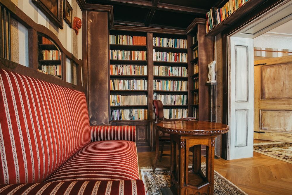 Divná Pani Luxury Gallery Rooms Galeria Art Nouveau 8