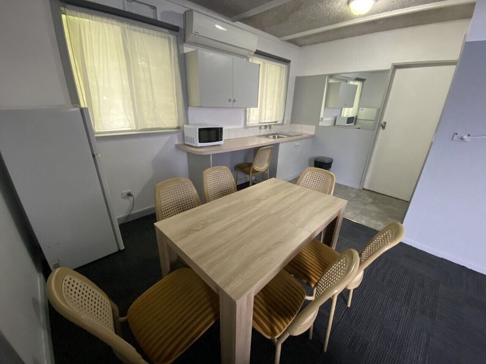 Charlton Motel - Victoria Apartment 6