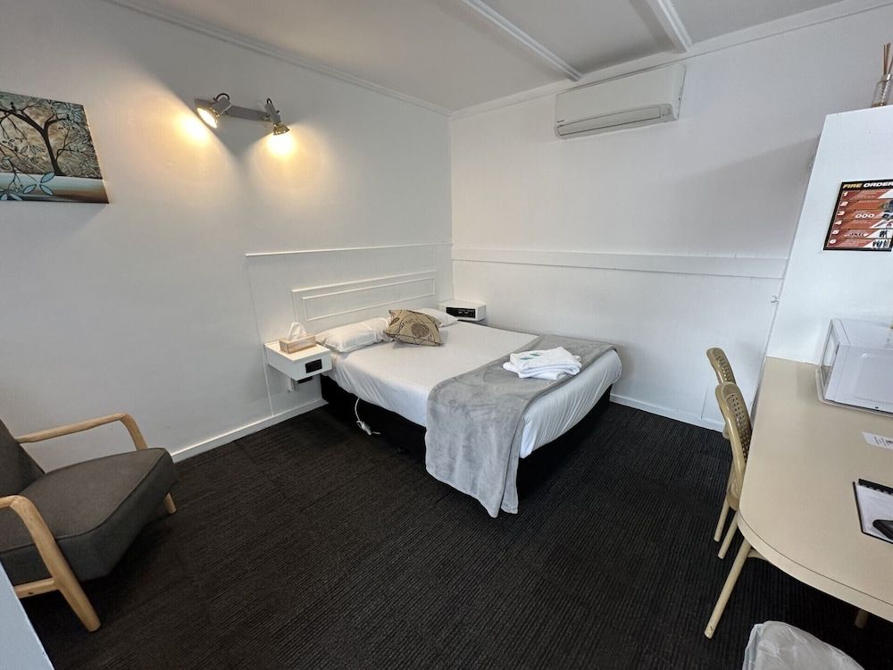 Charlton Motel - Victoria