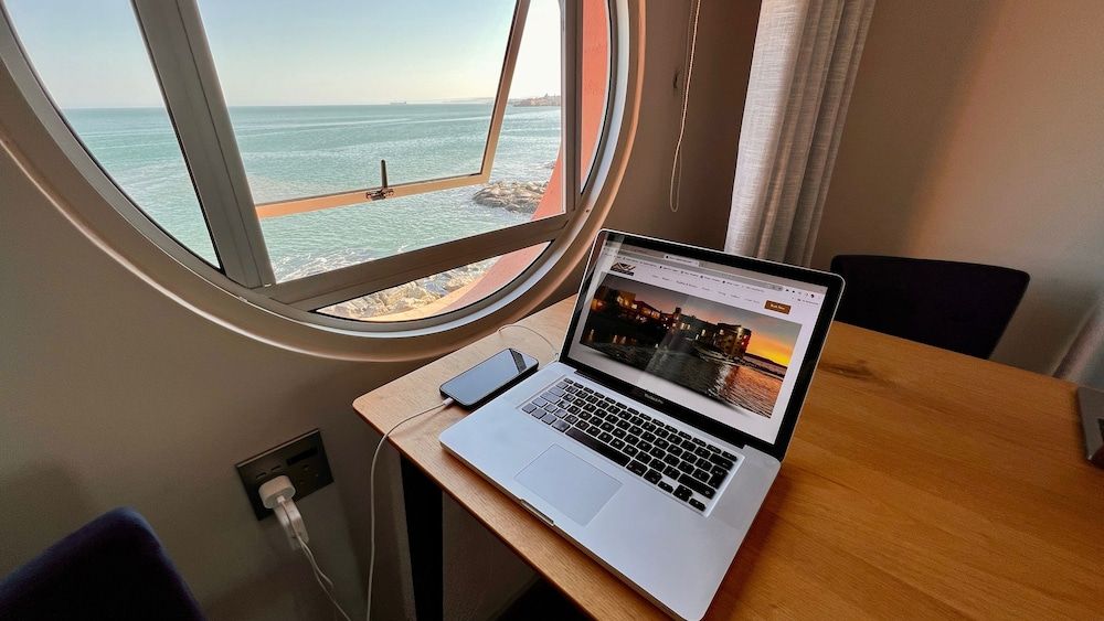 Lüderitz Nest Hotel Luxury Suite 6