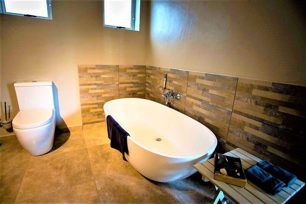 The Water Front Exclusive Suite 6