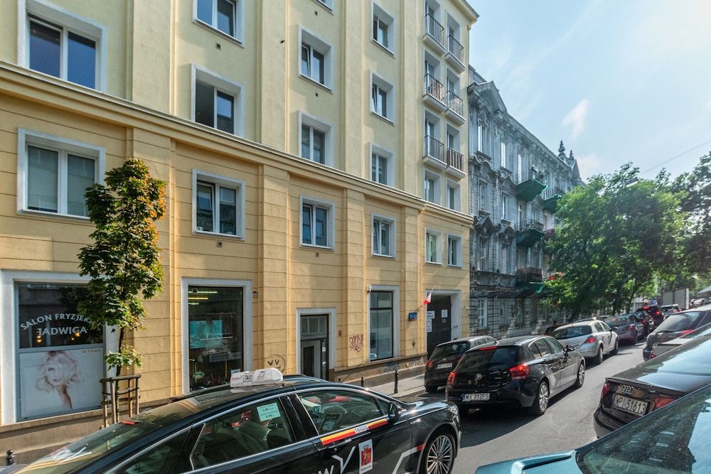 undefined Studio Warsaw Wilcza by Renters 2