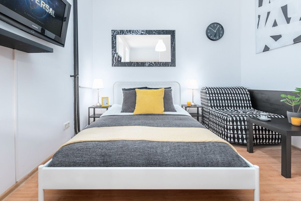 undefined Studio Warsaw Wilcza by Renters 3