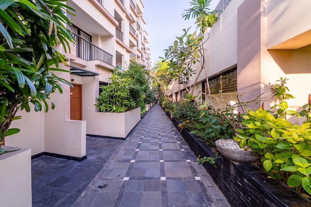 undefined Cross Vibe Paasha Atelier Bali Kuta 3