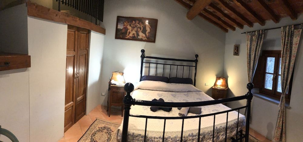 Tenuta dei Cavalieri Single Room 4