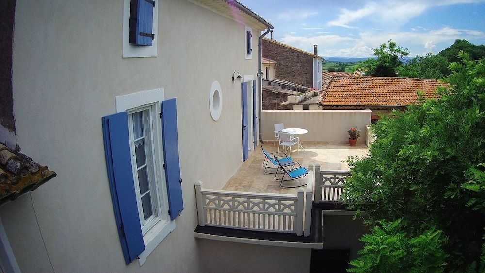 Le Petit Molière Standard Double Room, Ensuite (d. No4 Chambre) 3