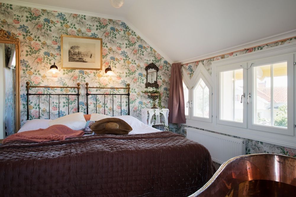 Strandflickornas Annex Gula Villan Romantic Double Room 2